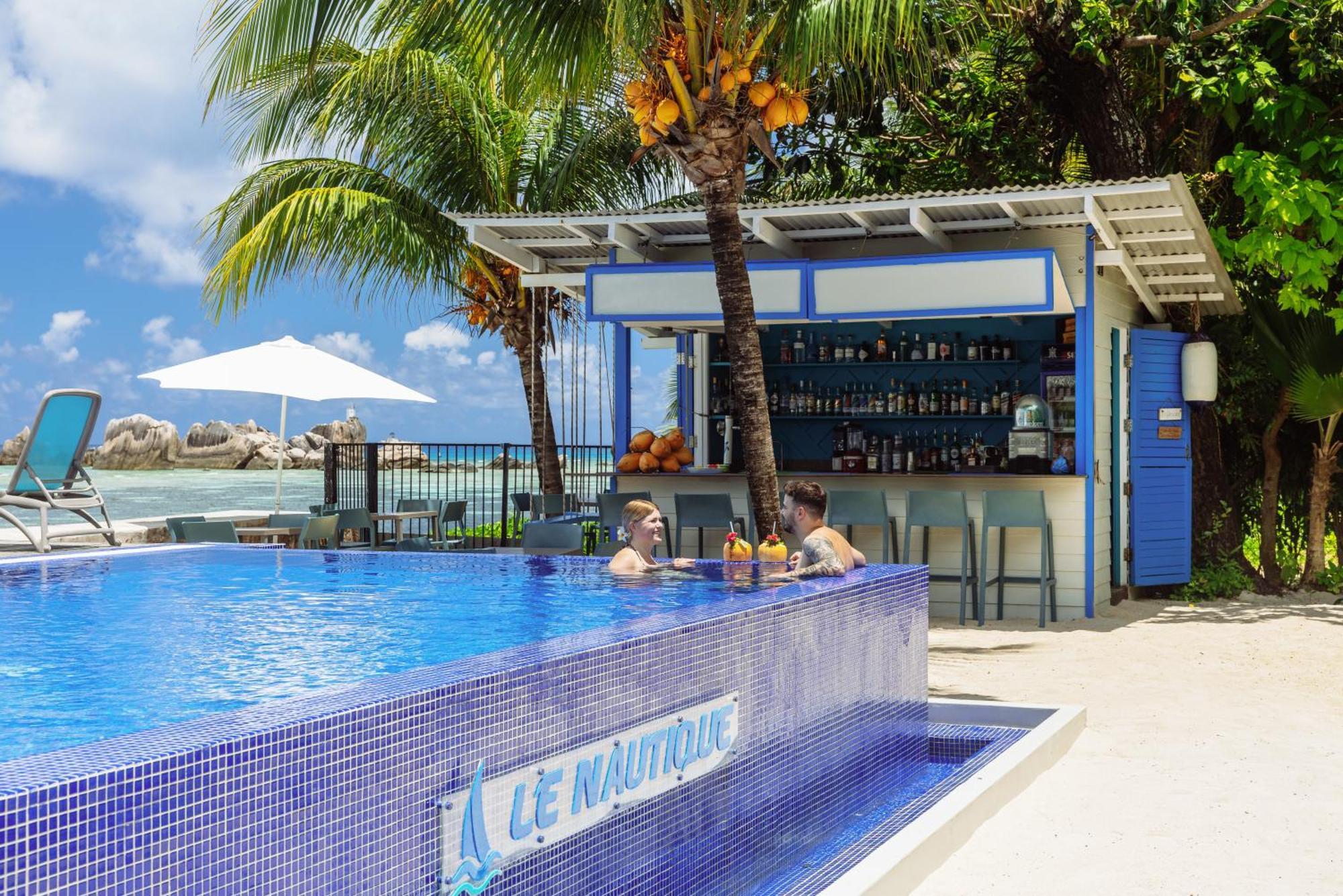 Le Nautique Waterfront Hotel לה דיג מראה חיצוני תמונה